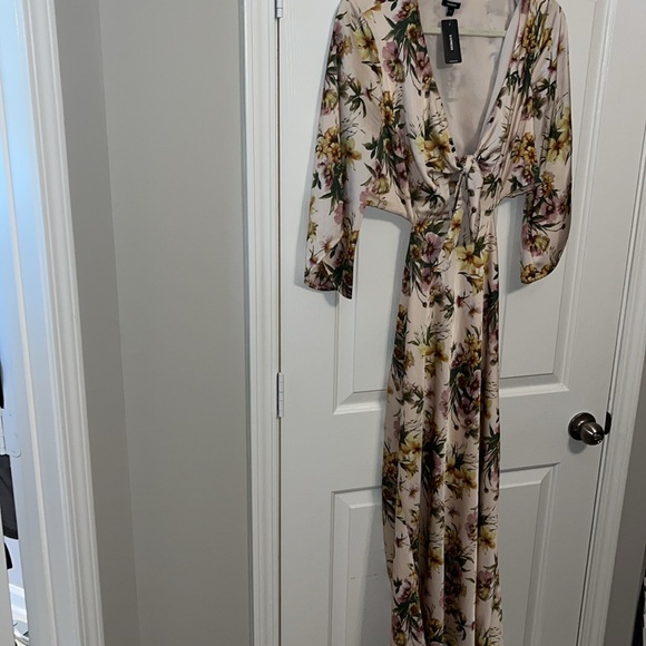 Express Satin Floral V-Neck Tie Front Cutout Midi Dress - Picture 7 of 9